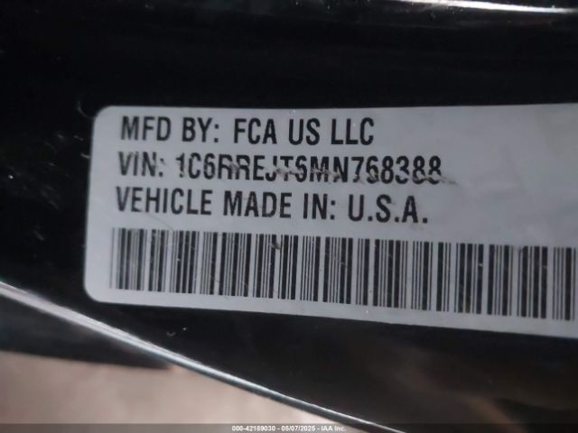 1C6RREJT6MN768388 RAM 1500 Laramie  4x2 5'7 Box