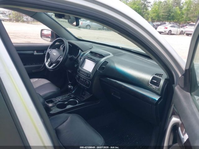 5XYKW4A70FG576782 KIA Sorento Sx V6
