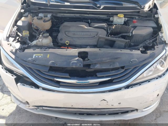 2017 CHRYSLER PACIFICA HYBRID 2C4RC1N7XHR723768 Photo 9
