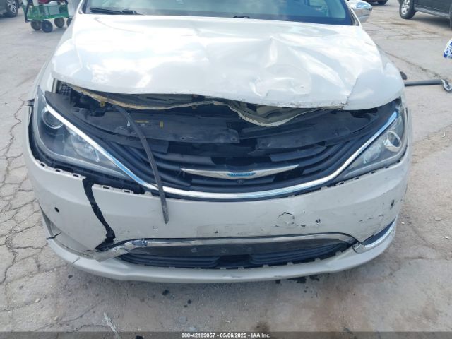 2017 CHRYSLER PACIFICA HYBRID 2C4RC1N7XHR723768 Photo 5