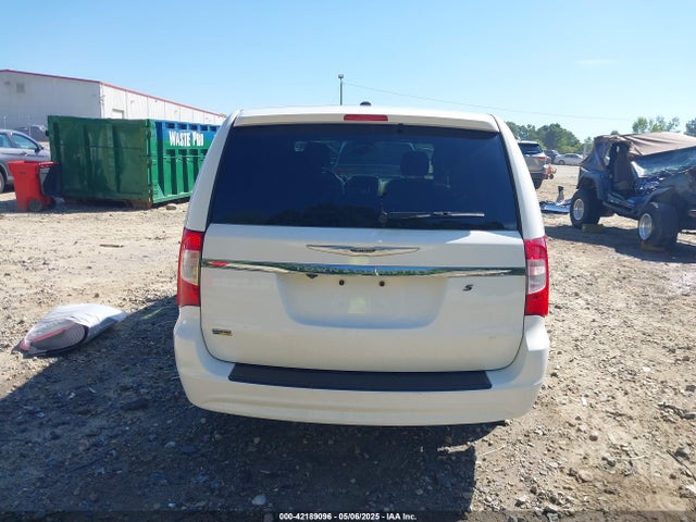 2C4RC1HG2ER307219 Chrysler Town & Country S