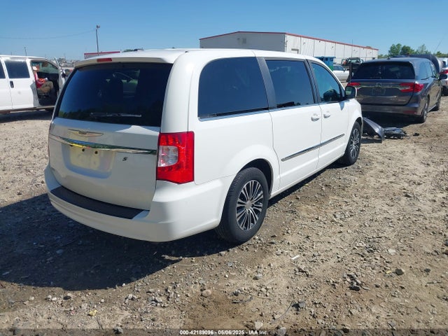 2C4RC1HG2ER307219 Chrysler Town & Country S