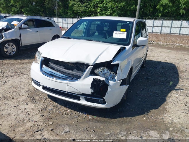 2C4RC1HG2ER307219 Chrysler Town & Country S