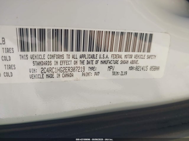 2C4RC1HG2ER307219 Chrysler Town & Country S