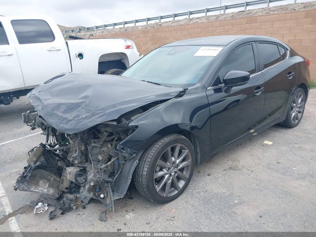 3MZBN1V30JM201671 Mazda Mazda3 Touring