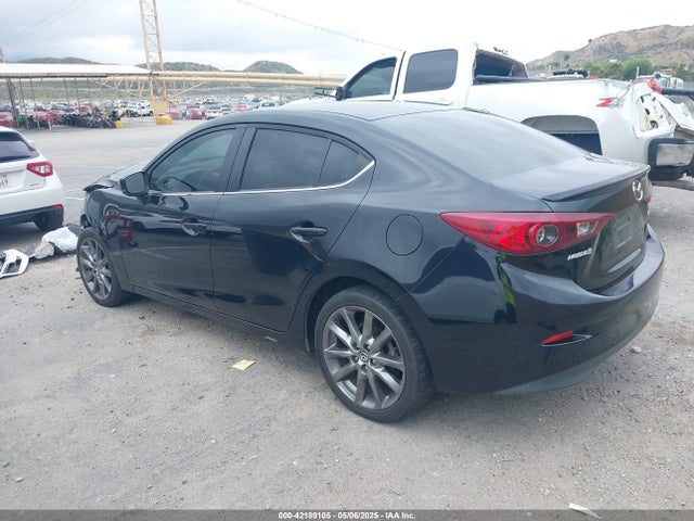 3MZBN1V30JM201671 Mazda Mazda3 Touring