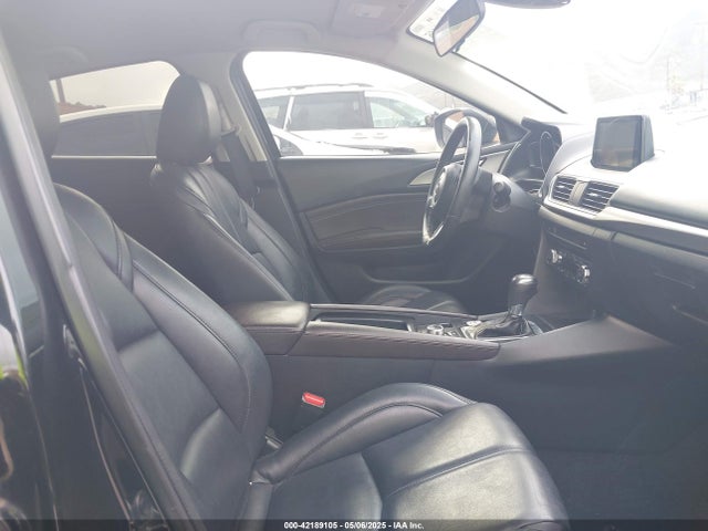 3MZBN1V30JM201671 Mazda Mazda3 Touring