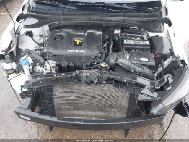 5NPD84LFXJH314700 Hyundai ELANTRA SEL