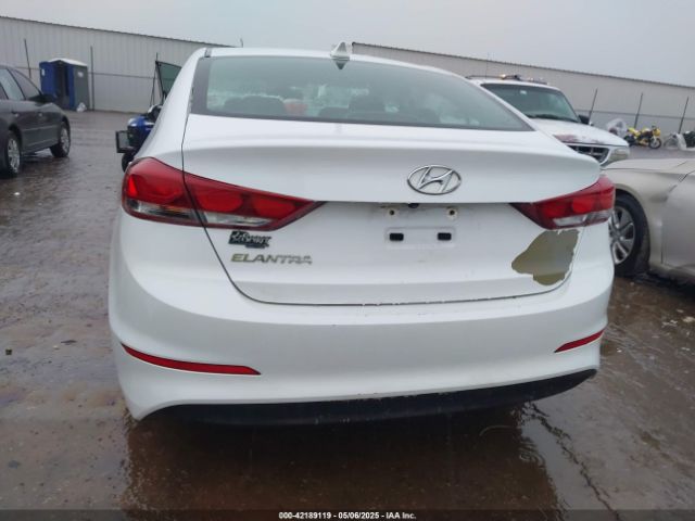 5NPD84LFXJH314700 Hyundai ELANTRA SEL