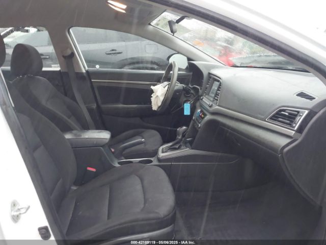 5NPD84LFXJH314700 Hyundai ELANTRA SEL
