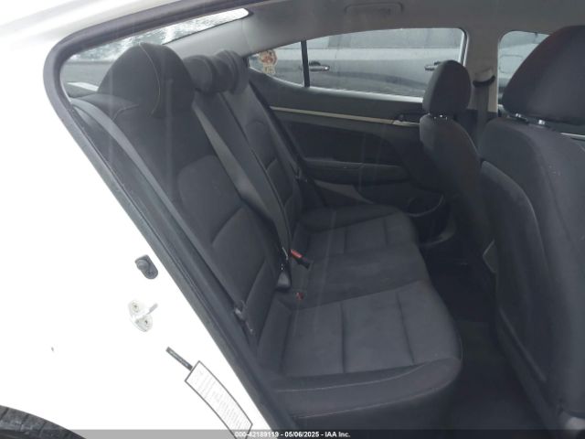 5NPD84LFXJH314700 Hyundai ELANTRA SEL