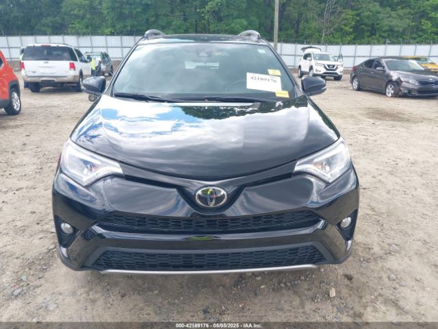 2T3NFREV3HW342031 Toyota RAV4 SE