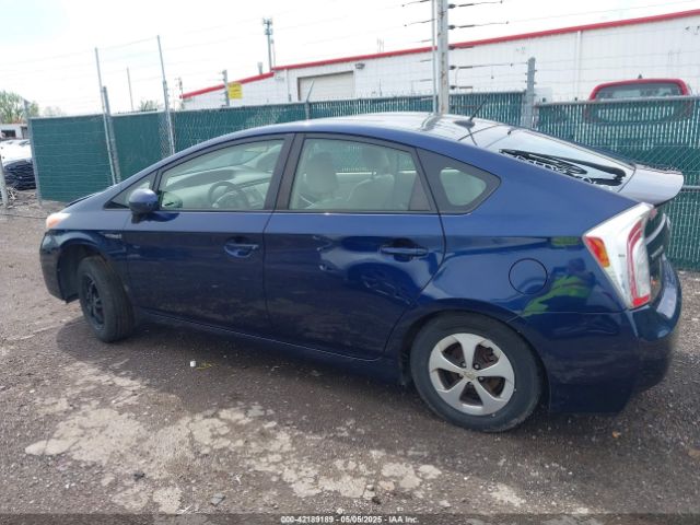 JTDKN3DU7E1775955 Toyota Prius Three