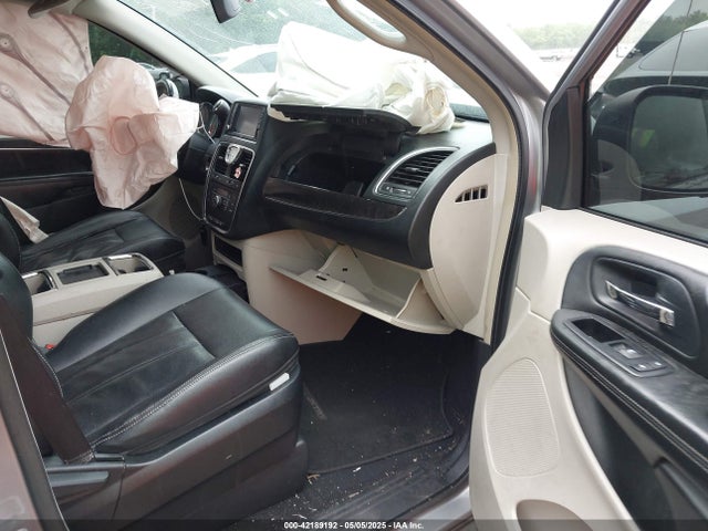2C4RC1BG5ER280297 Chrysler Town & Country Touring