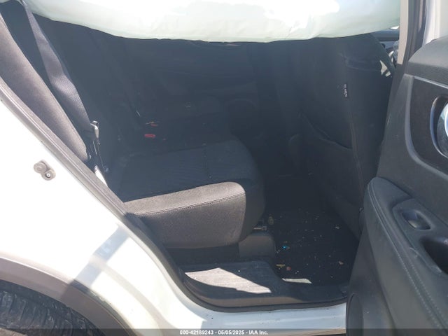 Nissan ROGUE SV 2017 KNMAT2MV4HP595192 Image 8
