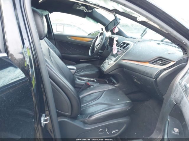 2017 LINCOLN MKC 5LMTJ3DH4HUL04019 Photo 4
