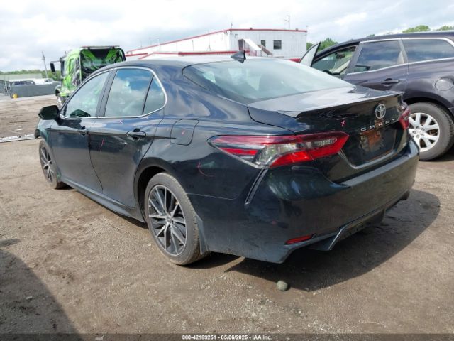 4T1G11AK2NU065736 Toyota CAMRY SE