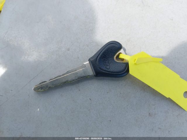 2000 FORD ESCORT 3FAKP1137YR227044 Photo 10