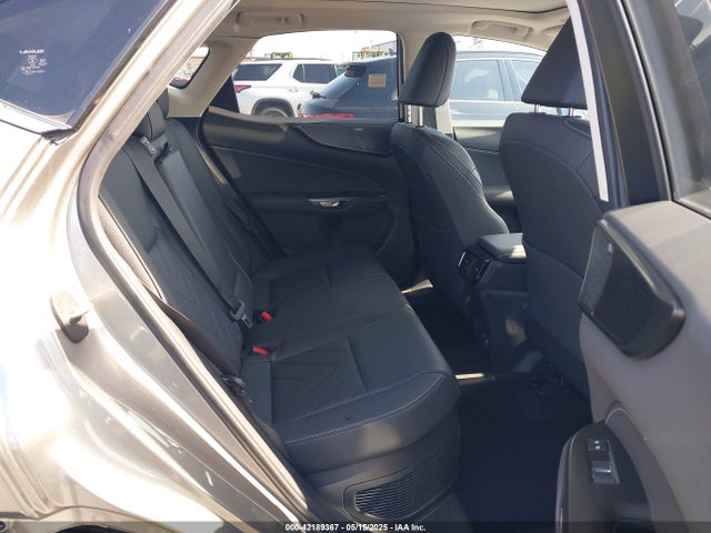 JTJHKCFZ2S2044140 Lexus a25a-fxs