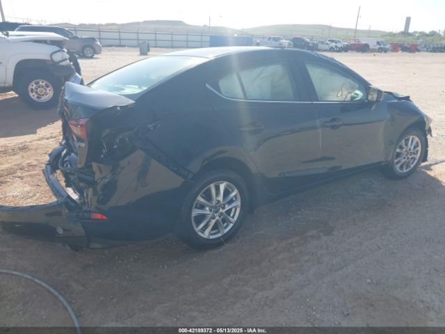 3MZBN1U76JM172939 Mazda Mazda3 Sport