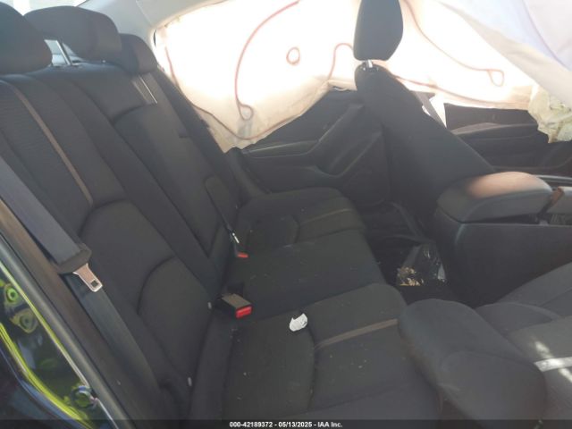 3MZBN1U76JM172939 Mazda Mazda3 Sport
