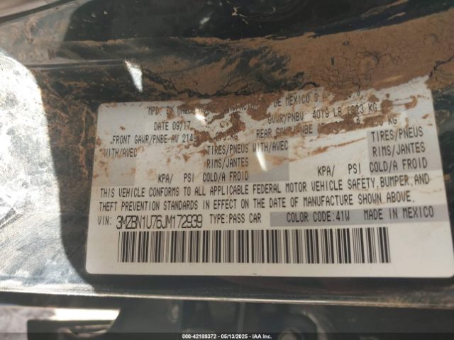 3MZBN1U76JM172939 Mazda Mazda3 Sport