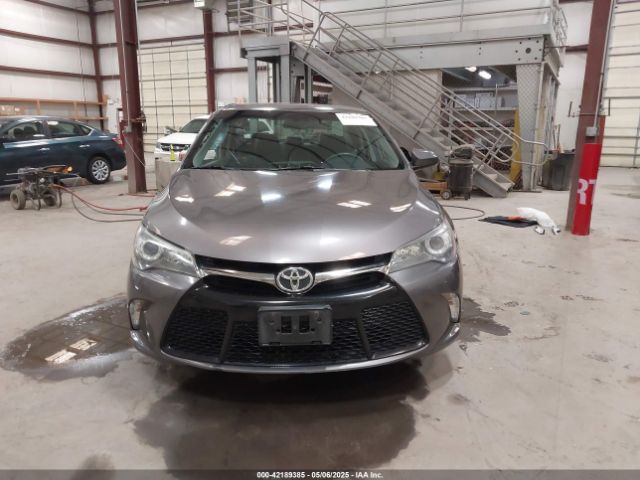 4T1BF1FK5HU389773 Toyota CAMRY SE