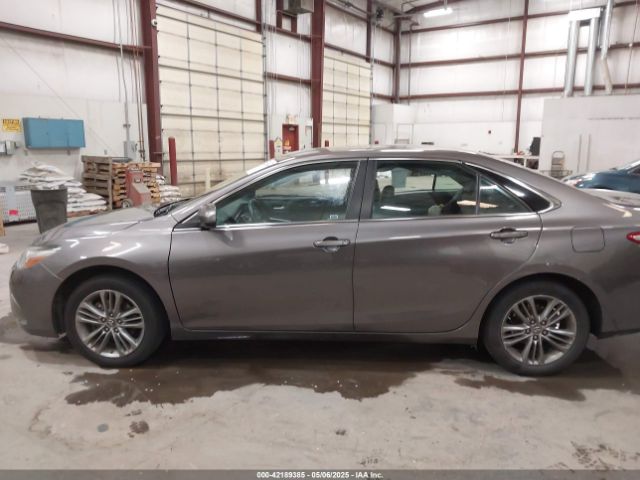 4T1BF1FK5HU389773 Toyota CAMRY SE