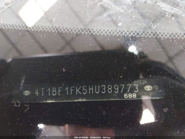 4T1BF1FK5HU389773 Toyota CAMRY SE