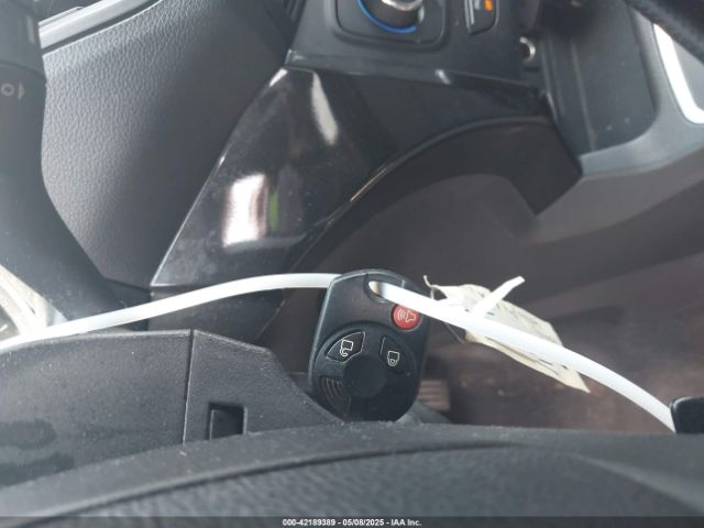 1FMCU0GDXHUC47391 Ford ESCAPE SE