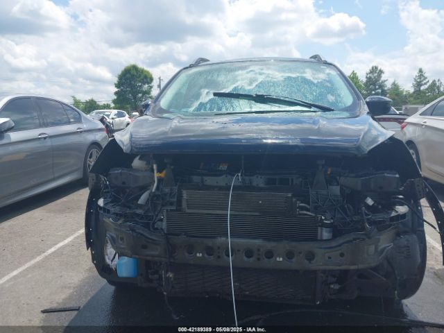 1FMCU0GDXHUC47391 Ford ESCAPE SE