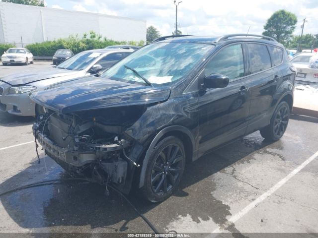 1FMCU0GDXHUC47391 Ford ESCAPE SE