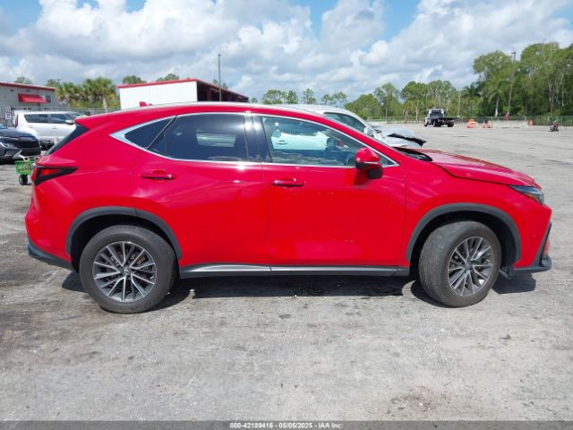2T2ADCAZ9NC002488 Lexus NX 250