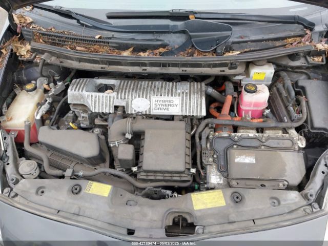 JTDKN3DU1E1753031 Toyota Prius Four