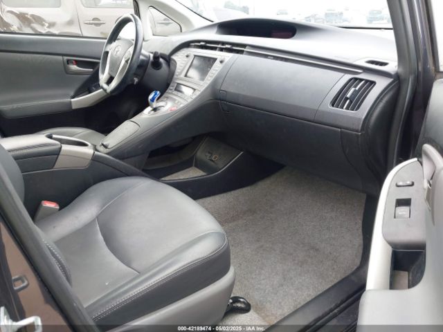 JTDKN3DU1E1753031 Toyota Prius Four