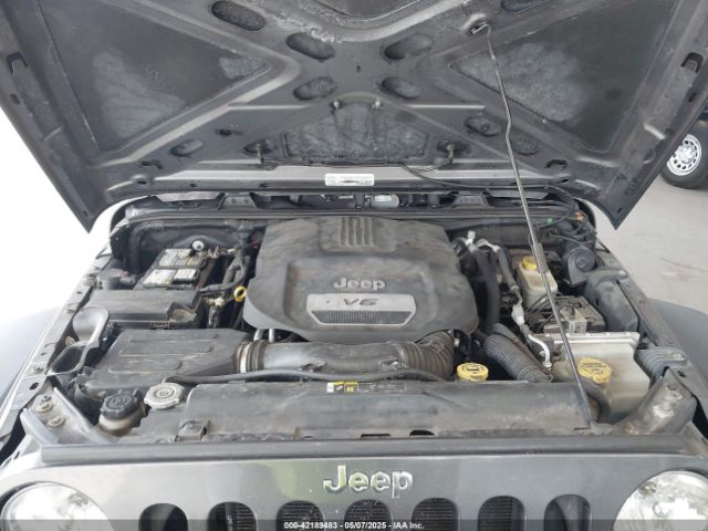 1C4BJWDG3HL599194 Jeep Wrangler Unlimited Sport 4x4