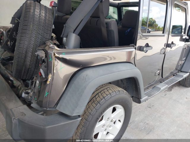 1C4BJWDG3HL599194 Jeep Wrangler Unlimited Sport 4x4