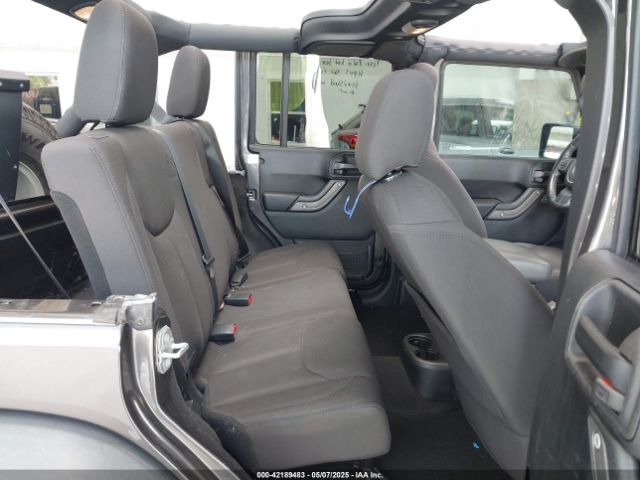 1C4BJWDG3HL599194 Jeep Wrangler Unlimited Sport 4x4