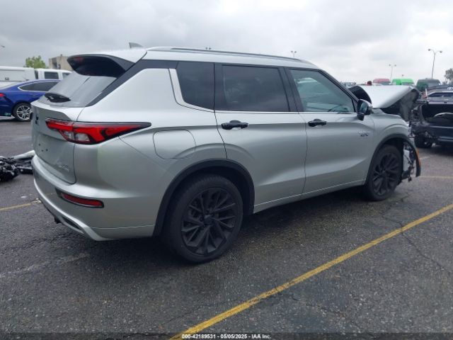 2024 MITSUBISHI OUTLANDER PHEV JA4T5WA96RZ036695 Photo 3