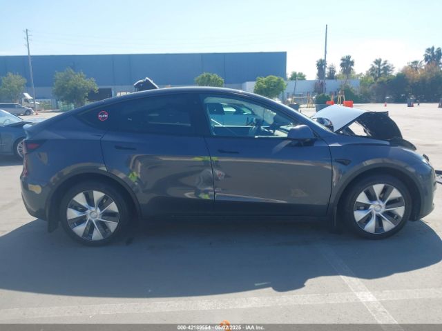 7SAYGDEE6NF344583 Tesla Model Y Long Range Dual Motor All-wheel Drive
