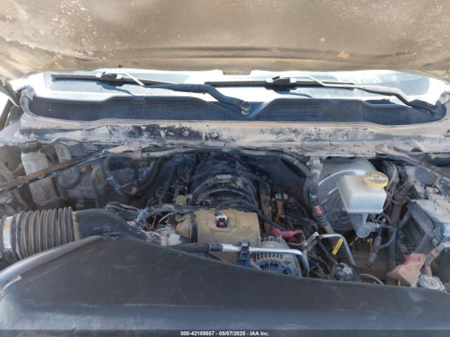 3C6UR5HJ7NG387674 RAM 2500 Tradesman  4x4 8' Box