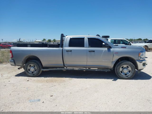 3C6UR5HJ7NG387674 RAM 2500 Tradesman  4x4 8' Box