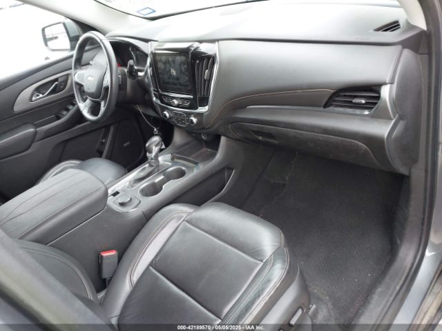 1GNERHKW3JJ135861 Chevrolet Traverse 3lt