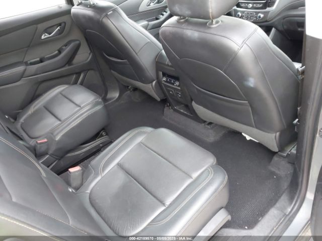 1GNERHKW3JJ135861 Chevrolet Traverse 3lt