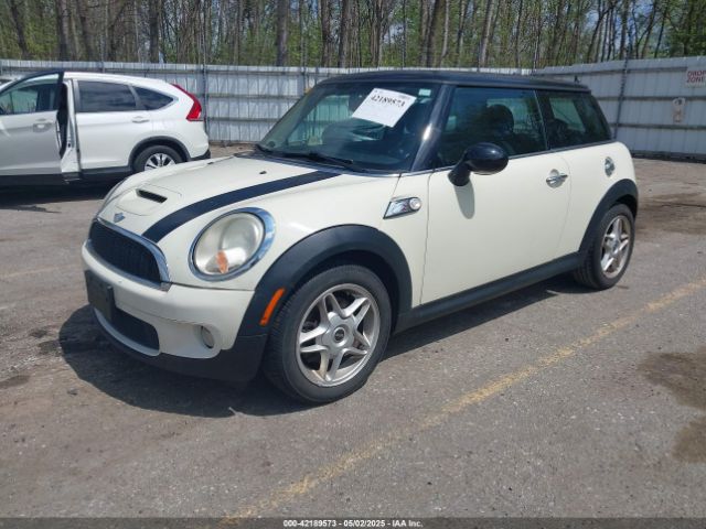 2007 MINI COOPER S WMWMF73567TT84033 Photo 1