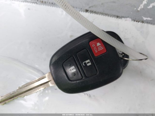 JTLZE4FE3EJ064882 Scion XB