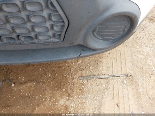 KNDJN2A2XF7204841 KIA Soul
