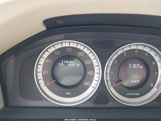2011 VOLVO XC70 YV4940BZ9B1109977 Photo 6