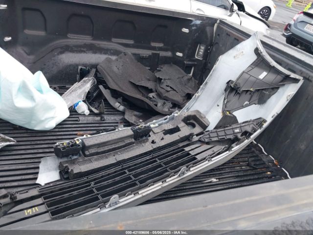 1GCPWCED8MZ165256 Chevrolet Silverado 1500 2wd  Short Bed Lt