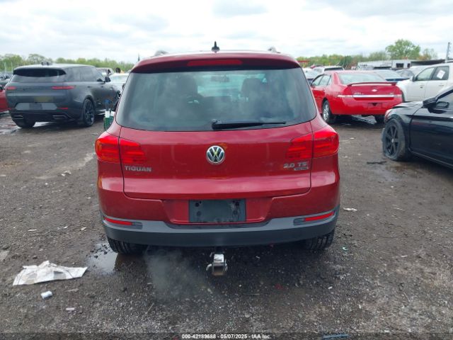 WVGBV3AX1EW033760 Volkswagen Tiguan Sel
